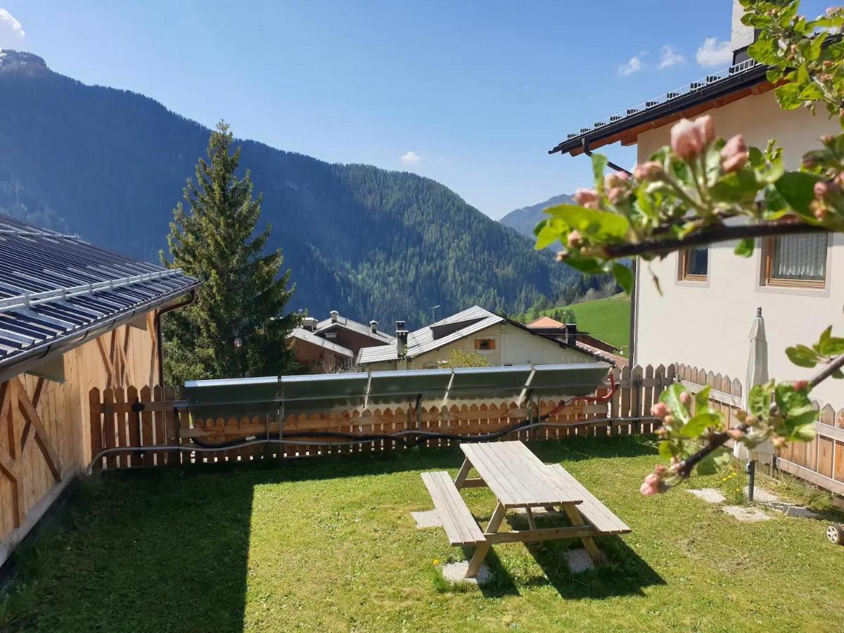 App Col Di Lana - Agriturismo La Majon Da Col Colle Santa Lucia Εξωτερικό φωτογραφία